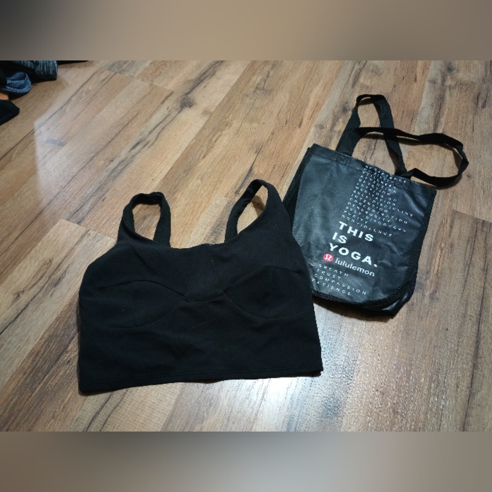 Lululemon top